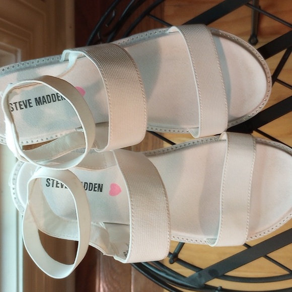 Steve Madden Sandals - Picture 3 of 7